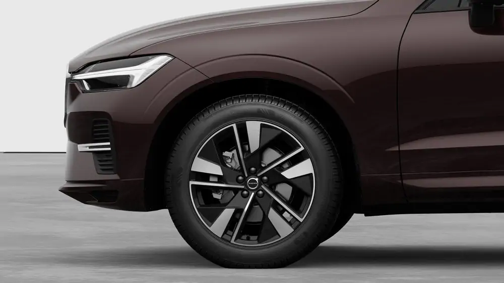 Nouveau Volvo XC60 SUV Core Mild hybrid 8-speed Geartronic™ automatic transmission, AWD Mulberry Red 3