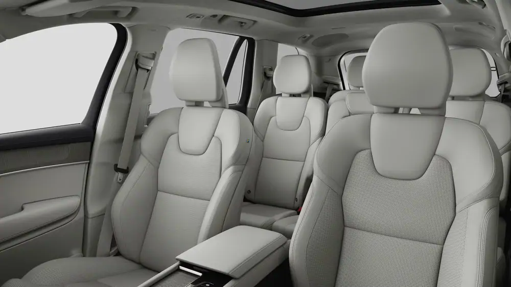 Nouveau Volvo XC90 SUV Ultimate Dark Plug-in hybride (PHEV) 8-speed Geartronic™ automatic transmission Denim Blue 5