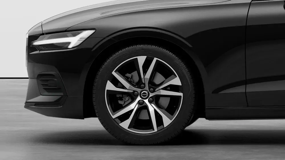Nouveau Volvo V60 Break Core Limited Edition Mild-hybride (MHEV) 7-speed Dual Clutch transmission Onyx Black 3