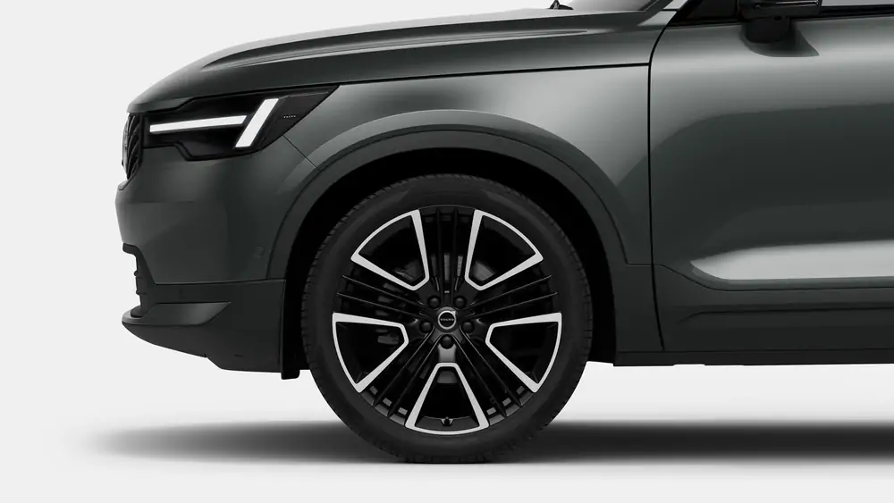 Nouveau Volvo XC40 SUV Ultimate Mild-hybride (MHEV) 7-speed Dual Clutch transmission Forest Lake 3