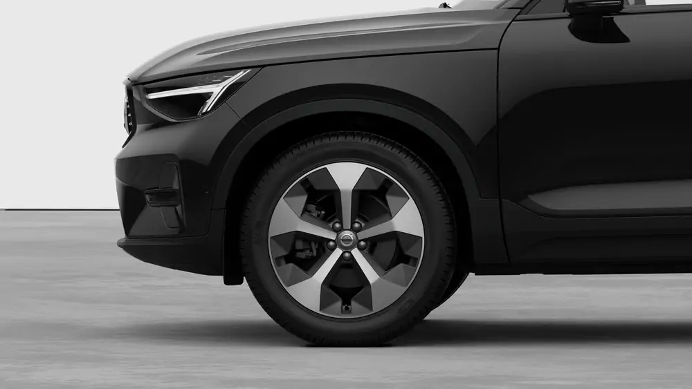 Nouveau Volvo XC40 SUV Ultimate Mild-hybride (MHEV) 7-speed Dual Clutch transmission Onyx Black 3