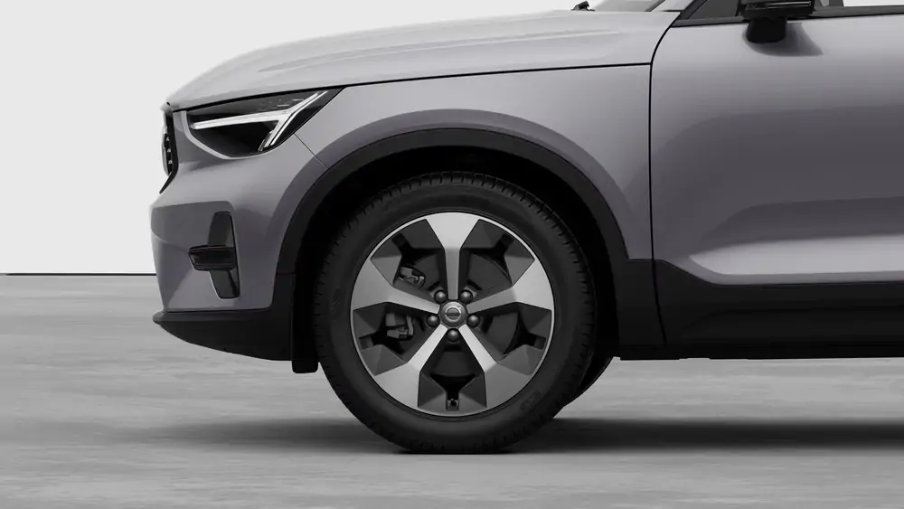 Nouveau Volvo XC40 SUV Plus Limited Edition Mild hybrid 7-speed Dual Clutch transmission Aurora Silver 3
