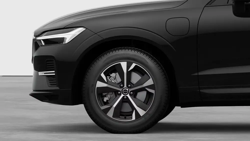 Nouveau Volvo XC60 SUV Core Plug-in hybrid 8-speed Geartronic™ automatic transmission Onyx Black 3