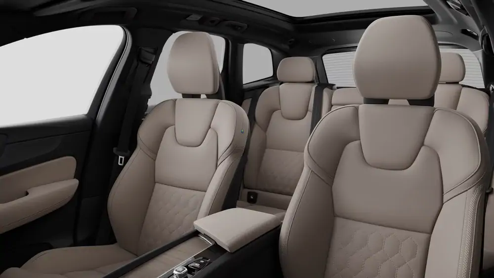 Nouveau Volvo XC60 SUV Ultimate Hybride rechargeable 4 roues motrices Mulberry Red 5