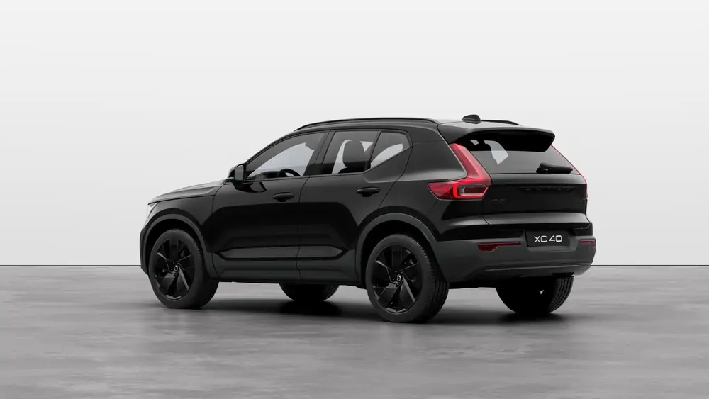 Nouveau Volvo XC40 SUV Plus B3 Micro-hybride 2 roues motrices (Traction) Onyx Black 2