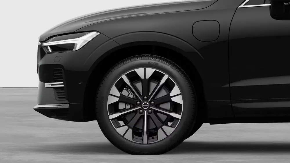 Nouveau volvo XC60 SUV Ultra Hybride rechargeable 4 roues motrices Onyx Black 3