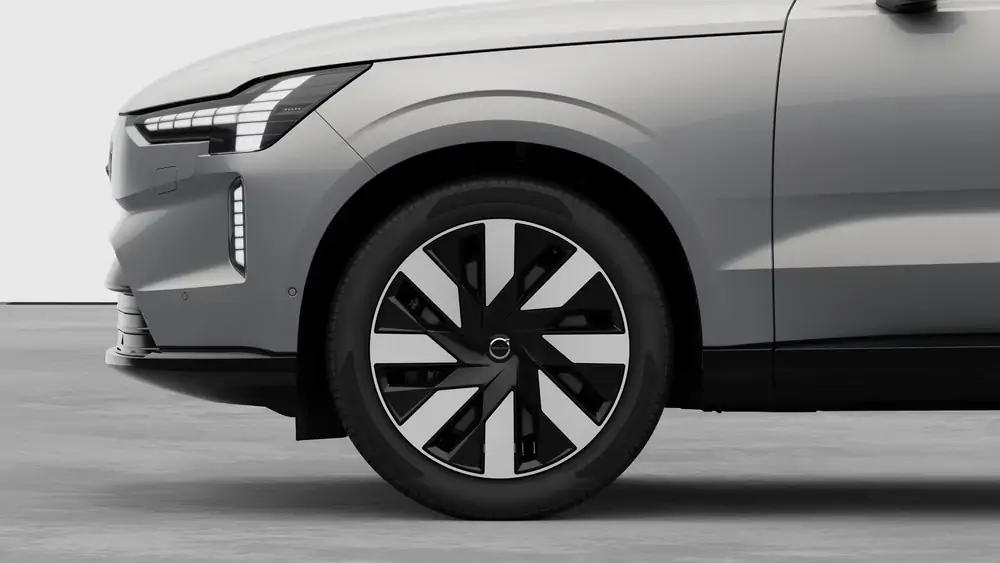Nouveau volvo EX90 SUV Ultra Électrique 4 roues motrices Silver Dawn 3