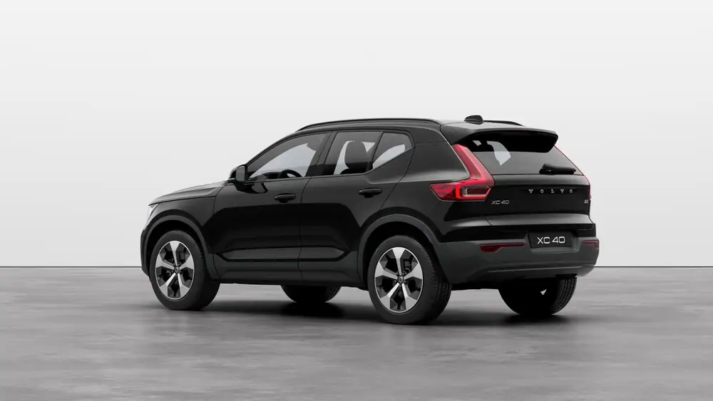 Nouveau Volvo XC40 SUV Plus B3 Micro-hybride 2 roues motrices (Traction) Onyx Black 2