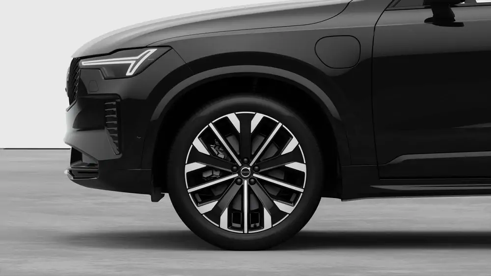 Nouveau Volvo XC90 SUV Ultimate Hybride rechargeable 4 roues motrices Onyx Black 3