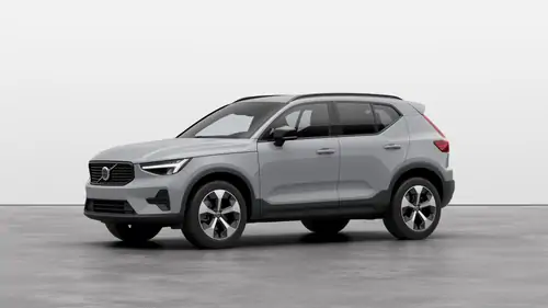 Nouveau Volvo XC40 SUV Plus B3 Micro-hybride 2 roues motrices (Traction) Vapour Grey