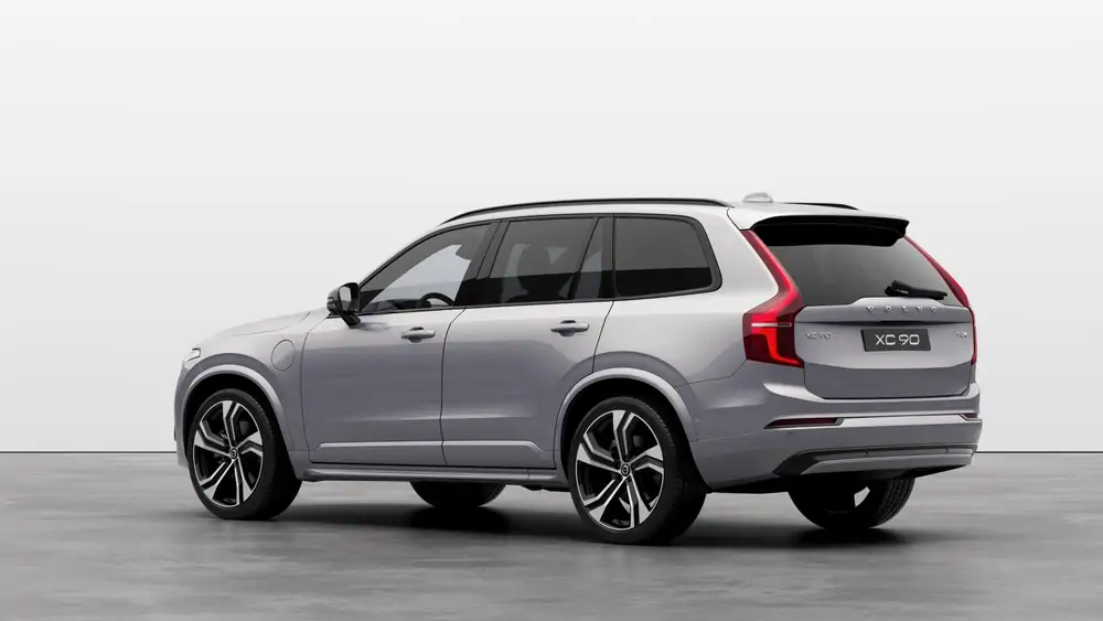 Nouveau Volvo XC90 SUV Ultimate Hybride rechargeable 4 roues motrices Silver Dawn 2