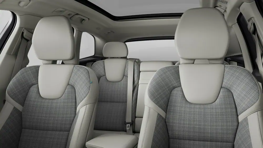 Nouveau Volvo XC60 SUV Start Hybride rechargeable 4 roues motrices Silver Dawn 5