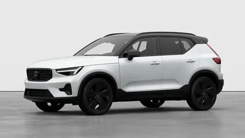 Nouveau Volvo XC40 SUV Plus Micro-hybride 2 roues motrices (Traction) Crystal White Pearl