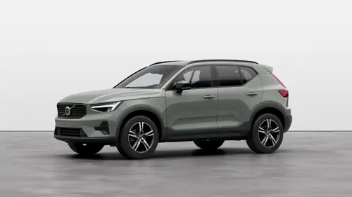 Nouveau Volvo XC40 SUV Plus B3 Micro-hybride 2 roues motrices (Traction) Sage Green 