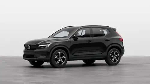 Nouveau Volvo XC40 SUV Plus B3 Micro-hybride 2 roues motrices (Traction) Onyx Black