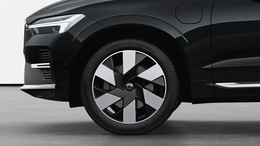 Nouveau Volvo XC60 SUV Plus Hybride rechargeable 4 roues motrices Onyx Black 3