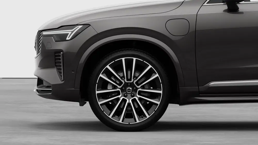 Nouveau Volvo XC90 SUV Ultimate Hybride rechargeable 4 roues motrices Platinum Grey 3