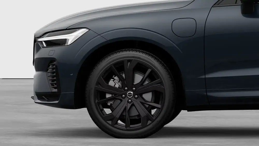 Nouveau Volvo XC60 SUV Ultimate Hybride rechargeable 4 roues motrices Denim Blue 3