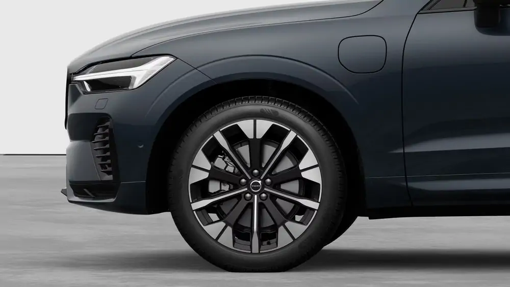 Nouveau Volvo XC60 SUV Ultimate Hybride rechargeable 4 roues motrices Denim Blue 3