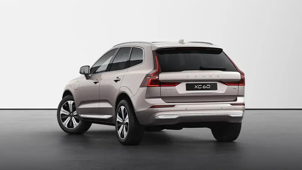 Nouveau Volvo XC60 SUV Plus Hybride rechargeable 4 roues motrices Bright Dusk 2