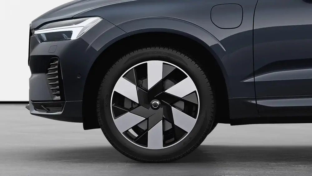 Nouveau Volvo XC60 SUV Ultimate Hybride rechargeable 4 roues motrices Denim Blue 3