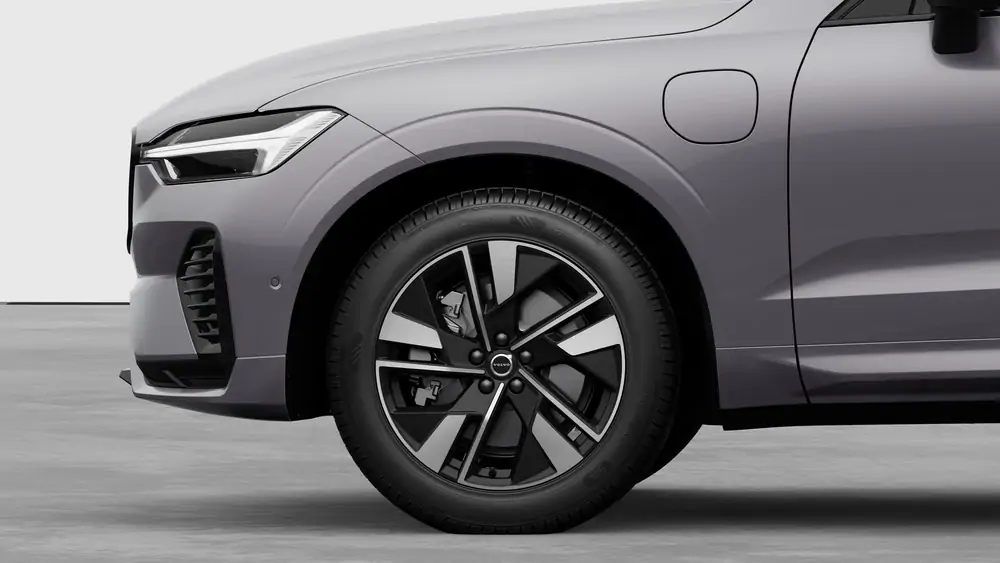 Nouveau volvo XC60 SUV Plus Hybride rechargeable 4 roues motrices Aurora Silver 3