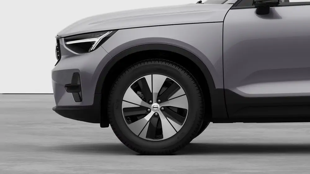 Nouveau Volvo XC40 SUV Plus Lounge Edition Micro-hybride 2 roues motrices (Traction) Aurora Silver 3
