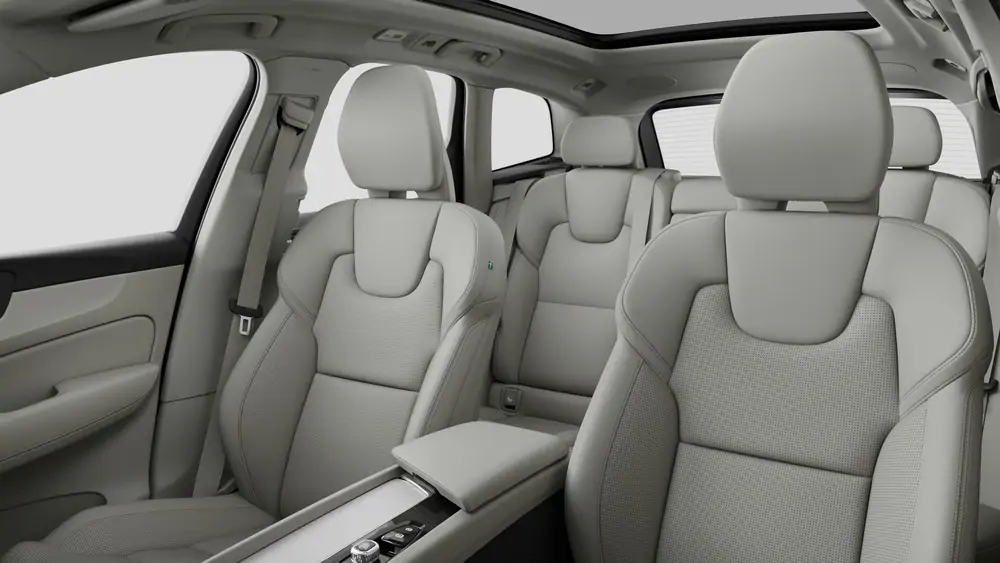 Nouveau volvo XC60 SUV Ultra Hybride rechargeable 4 roues motrices Forest Lake 5