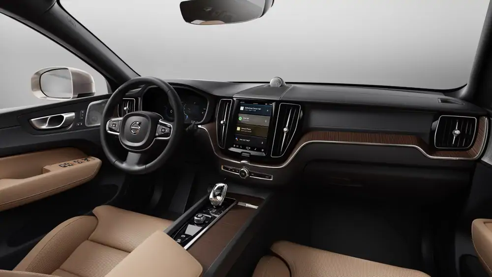 Nouveau Volvo XC60 SUV Ultimate Hybride rechargeable 4 roues motrices Bright Dusk 4