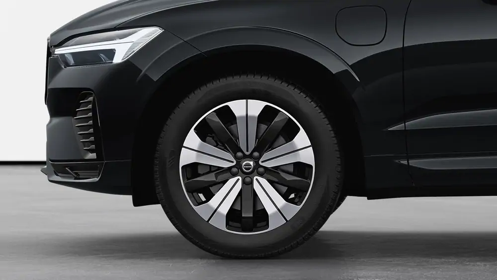 Nouveau Volvo XC60 SUV Plus Hybride rechargeable 4 roues motrices Onyx Black 3