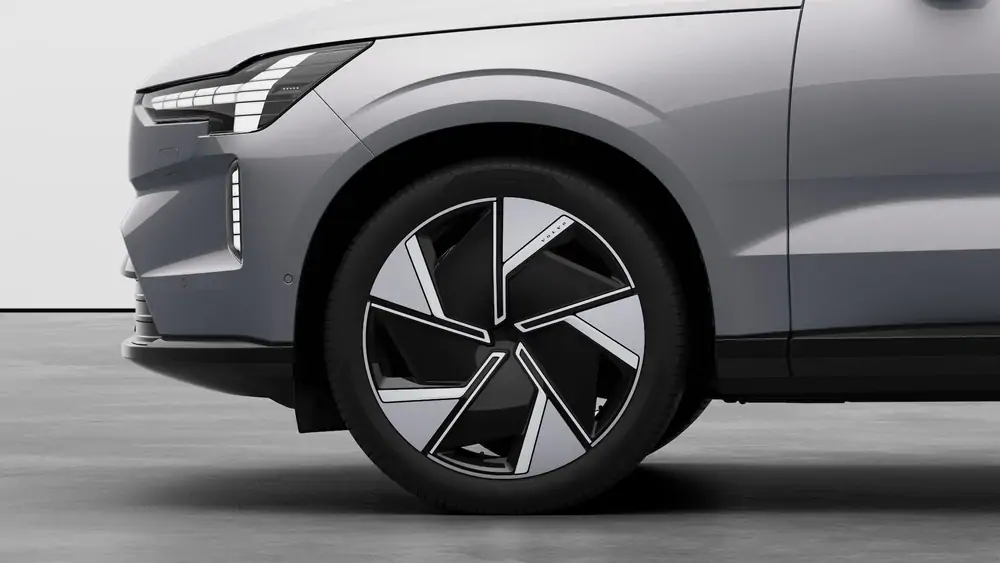 Nouveau Volvo EX90 SUV Ultra Électrique Silver Dawn 3