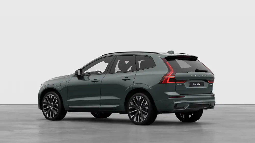 Nouveau Volvo XC60 SUV Ultimate Hybride rechargeable 4 roues motrices Forest Lake 2
