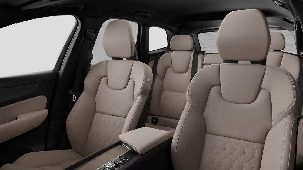 Nouveau Volvo XC60 SUV Plus Hybride rechargeable 4 roues motrices Forest Lake 5