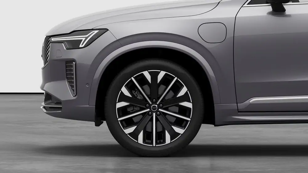 Nouveau Volvo XC90 SUV Ultimate Hybride rechargeable 4 roues motrices Aurora Silver 3
