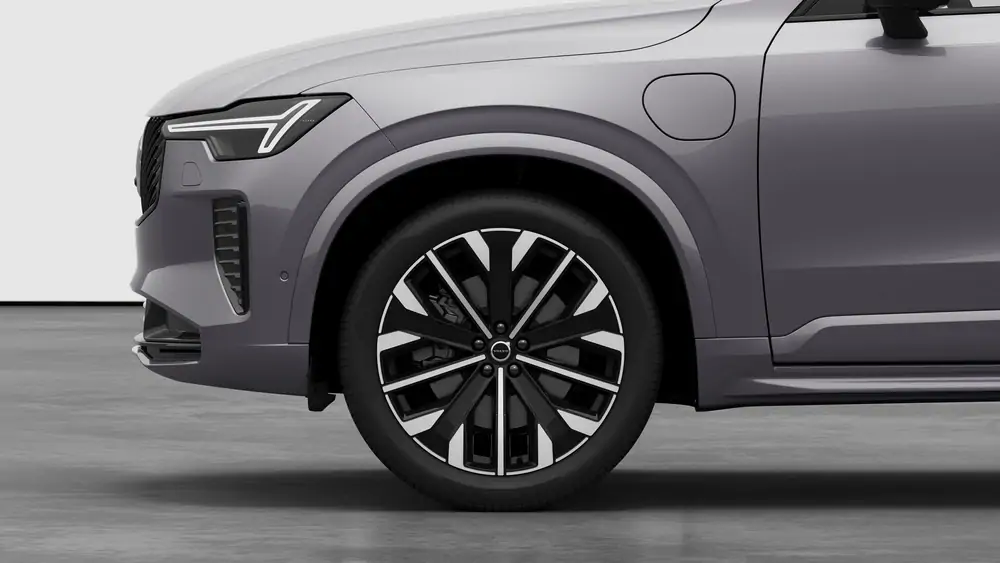 Nouveau Volvo XC90 SUV Ultimate Hybride rechargeable 4 roues motrices Aurora Silver 3