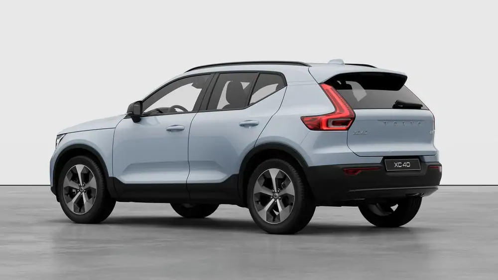 Nouveau Volvo XC40 SUV Ultimate Micro-hybride 2 roues motrices (Traction) Cloud Blue 2