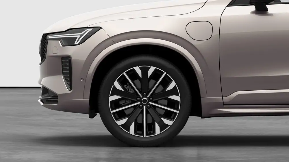 Nouveau Volvo XC90 SUV Ultimate Hybride rechargeable 4 roues motrices Bright Dusk 3