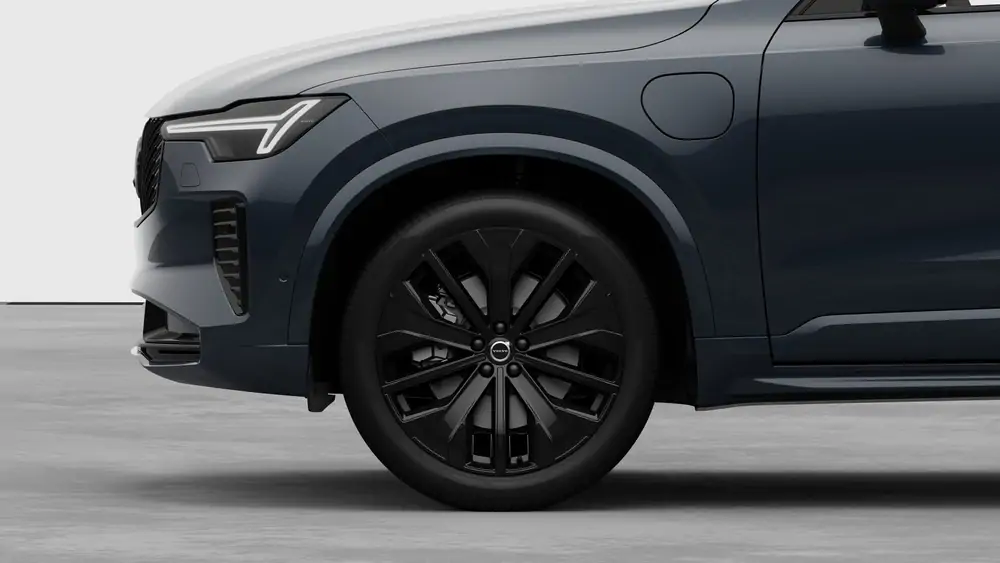 Nouveau Volvo XC90 SUV Ultimate Hybride rechargeable 4 roues motrices Denim Blue 3