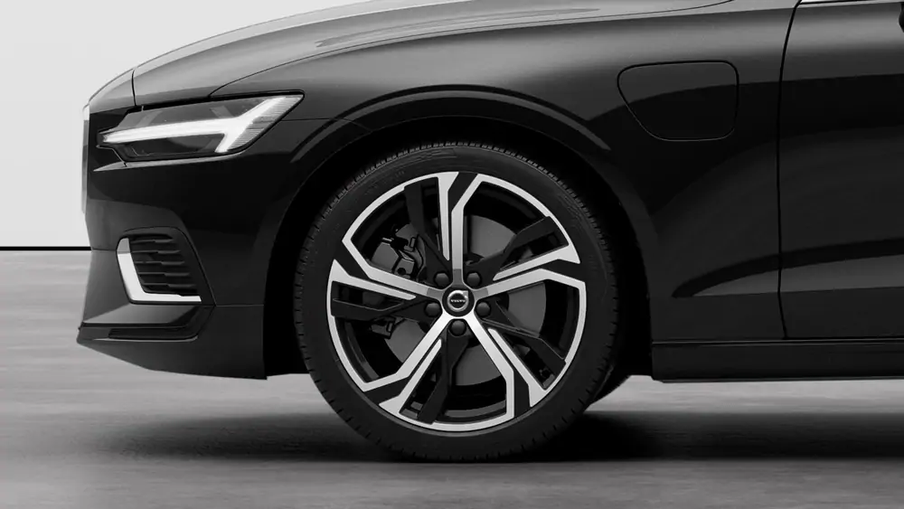 Nouveau Volvo V60 Break Ultimate Hybride rechargeable 4 roues motrices Onyx Black 3