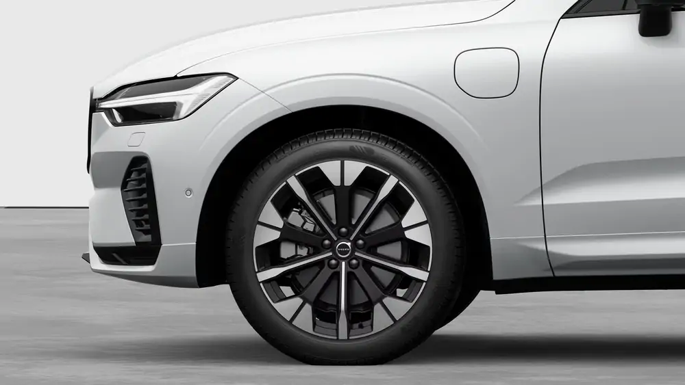 Nouveau volvo XC60 SUV Ultra Hybride rechargeable 4 roues motrices Crystal White Pearl 3