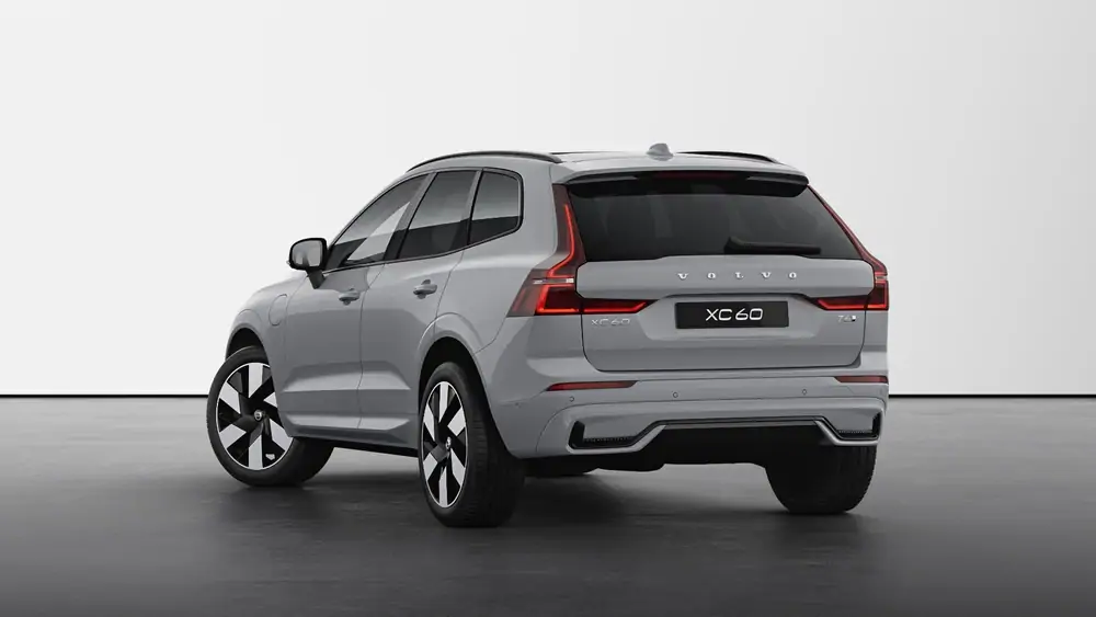 Nouveau Volvo XC60 SUV Ultimate Hybride rechargeable 4 roues motrices Vapour Grey 2