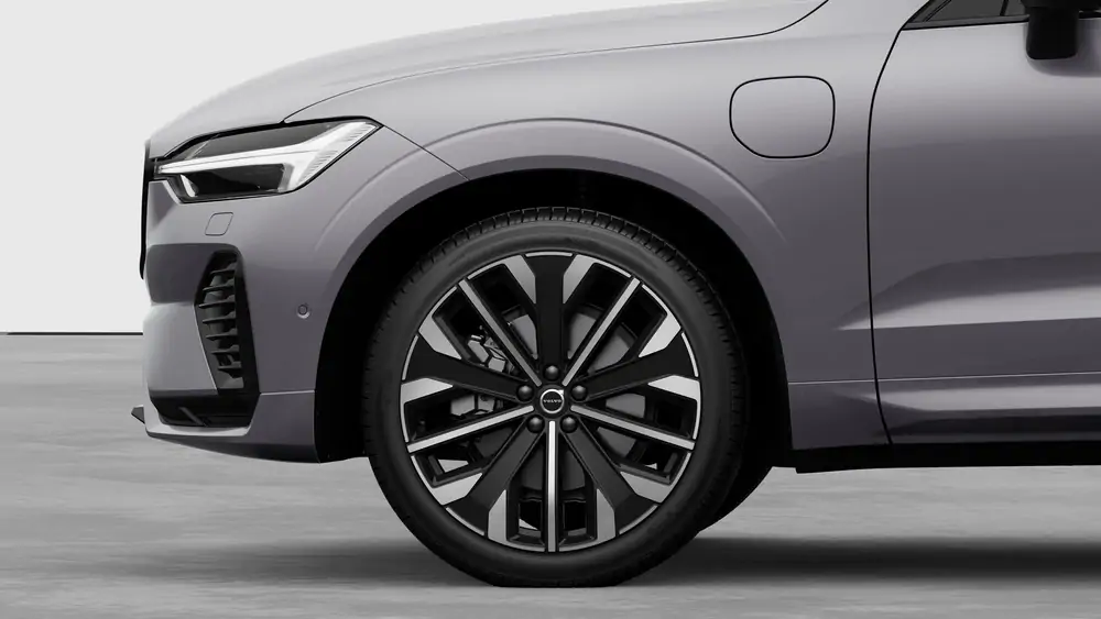 Nouveau volvo XC60 SUV Ultra Hybride rechargeable 4 roues motrices Aurora Silver 3