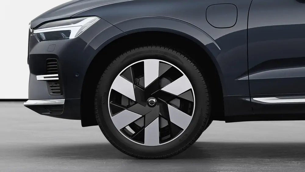 Nouveau Volvo XC60 SUV Ultimate Hybride rechargeable 4 roues motrices Denim Blue 3