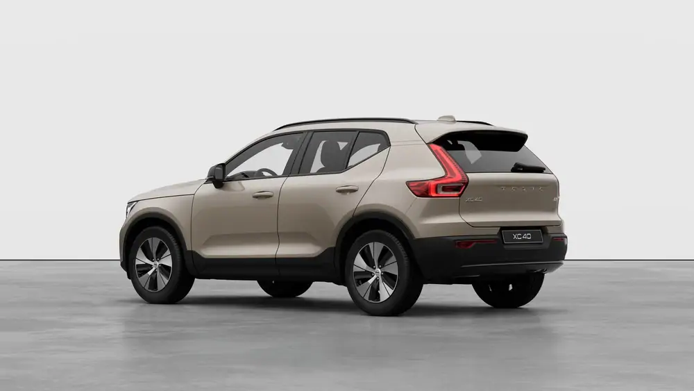 Nouveau Volvo XC40 SUV Plus Micro-hybride 2 roues motrices (Traction) Sand Dune 2