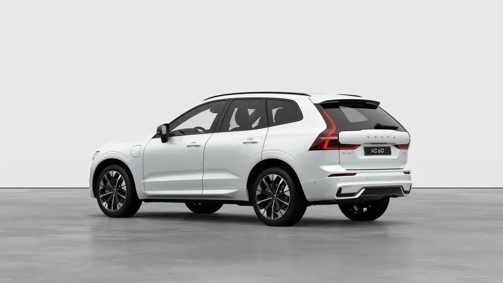 Nouveau Volvo XC60 SUV Ultimate Hybride rechargeable 4 roues motrices Crystal White Pearl 2