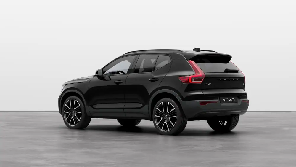 Nouveau Volvo XC40 SUV Ultimate B3 Micro-hybride 2 roues motrices (Traction) Onyx Black 2