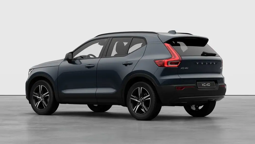 Nouveau Volvo XC40 SUV Plus Micro-hybride 2 roues motrices (Traction) Denim Blue 2