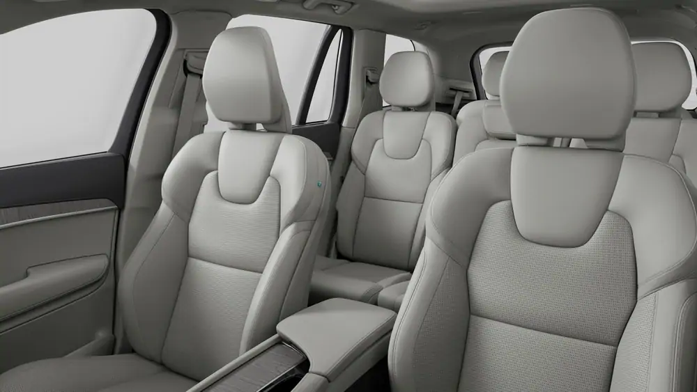 Nouveau Volvo XC90 SUV Ultimate Hybride rechargeable 4 roues motrices Onyx Black 5
