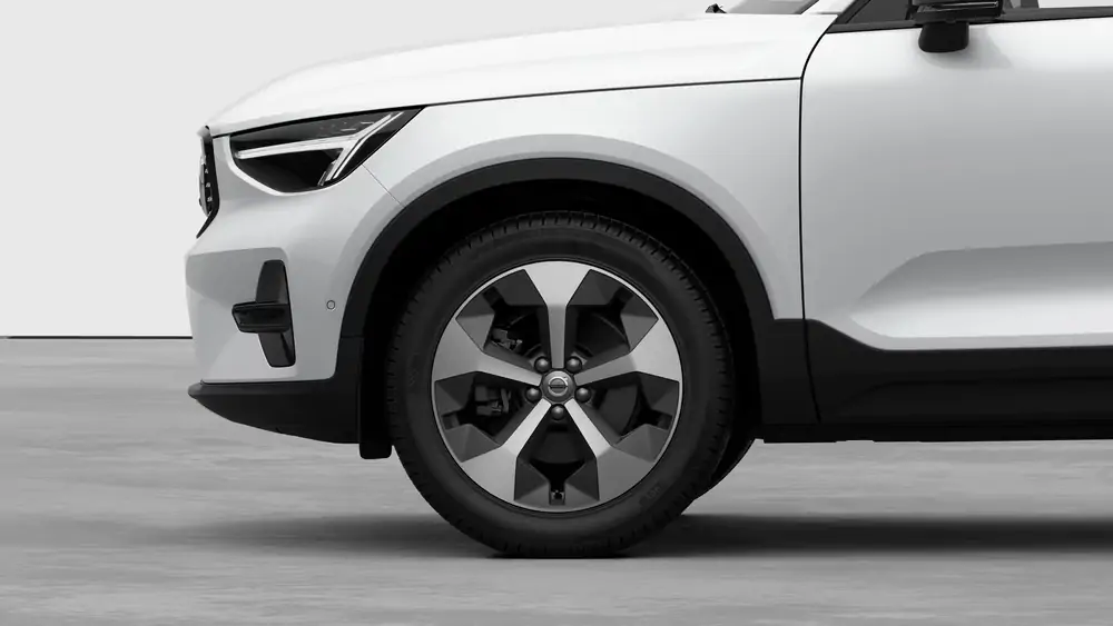 Nouveau Volvo XC40 SUV Plus Micro-hybride 2 roues motrices (Traction) Crystal White Pearl 3