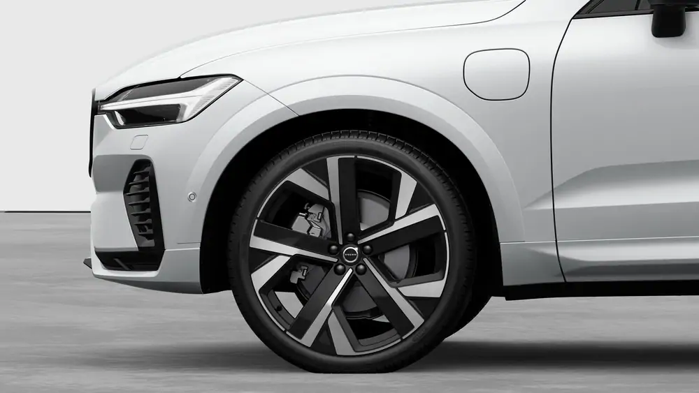 Nouveau volvo XC60 SUV Ultra Hybride rechargeable 4 roues motrices Crystal White Pearl 3